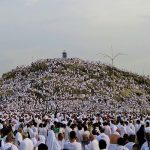 Jamaah Haji sedang melaksanakan wukuf di Arafah