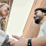 Foto ilustrasi memilih calon pasangan